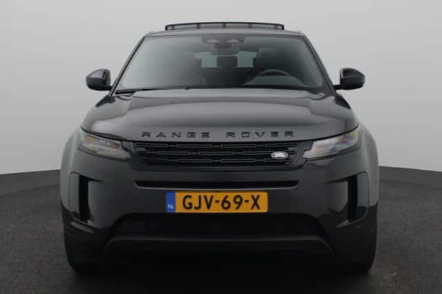 Land Rover Range Rover Evoque (2024) thumbnail 3