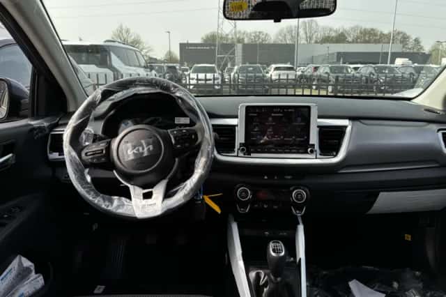 Kia Stonic (2026) thumbnail 6