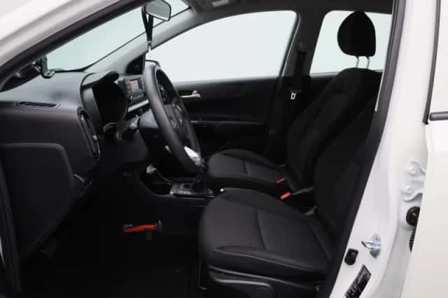 Kia Picanto (2021) thumbnail 5
