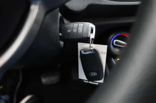 Kia Picanto (2021) thumbnail 10