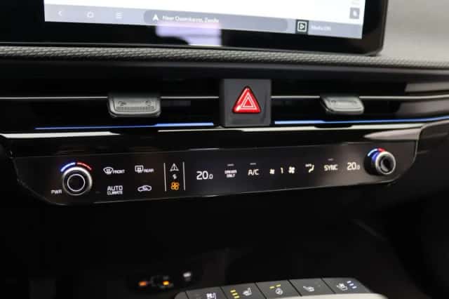 Kia EV6 (2025) thumbnail 12