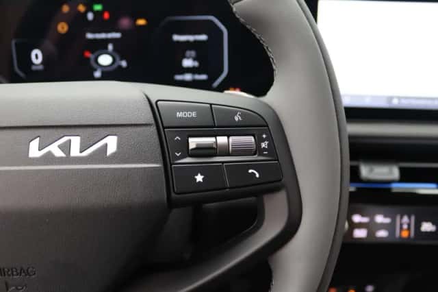 Kia EV6 (2025) thumbnail 23