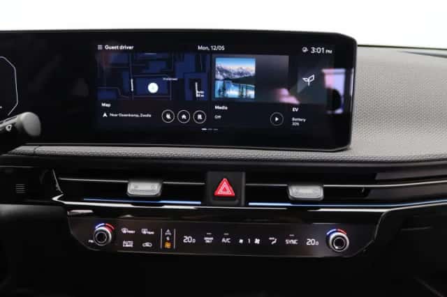 Kia EV6 (2025) thumbnail 10