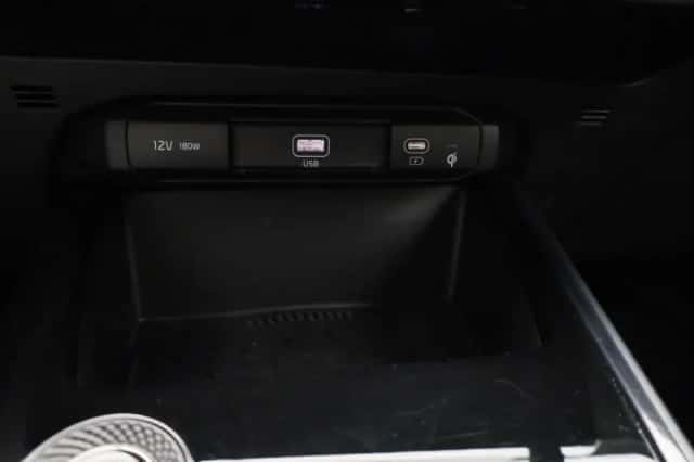 Kia Niro EV (2025) thumbnail 16