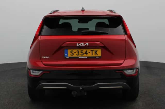 Kia Niro EV (2023) thumbnail 5