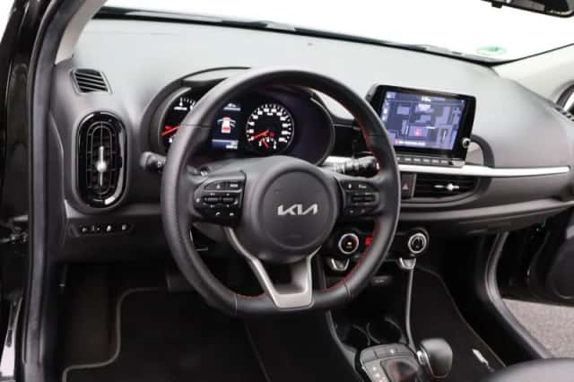 Kia Picanto (2022) thumbnail 5