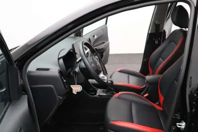 Kia Picanto (2022) thumbnail 6