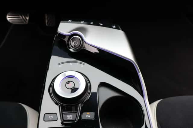Kia EV6 (2021) thumbnail 16