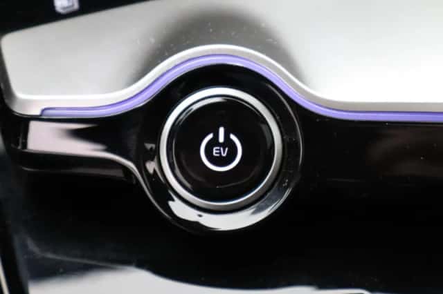 Kia EV6 (2021) thumbnail 18