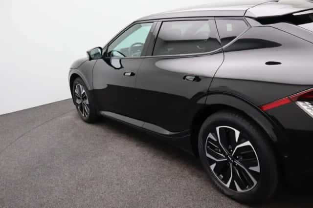 Kia EV6 (2021) thumbnail 34
