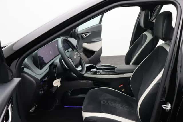 Kia EV6 (2021) thumbnail 6