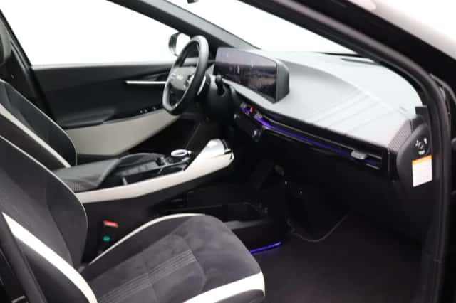 Kia EV6 (2021) thumbnail 8