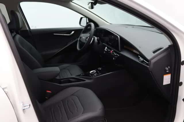 Kia Niro (2026) thumbnail 6