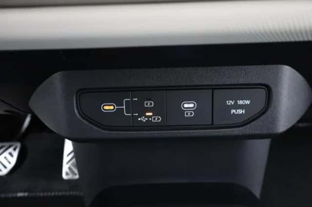 Kia EV4 (2026) thumbnail 23