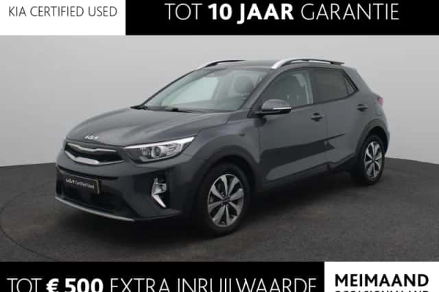 Kia Stonic (2022) thumbnail 1