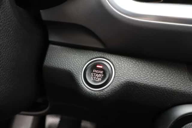 Kia Stonic (2022) thumbnail 11