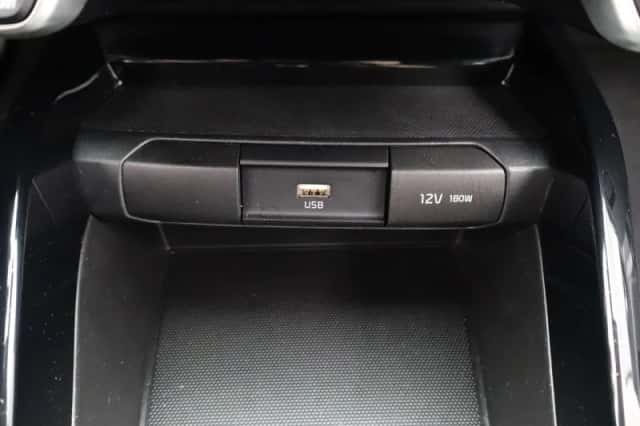 Kia Stonic (2022) thumbnail 18