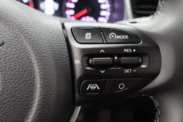 Kia Stonic (2022) thumbnail 23