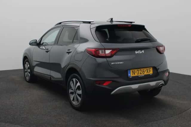 Kia Stonic (2022) thumbnail 4