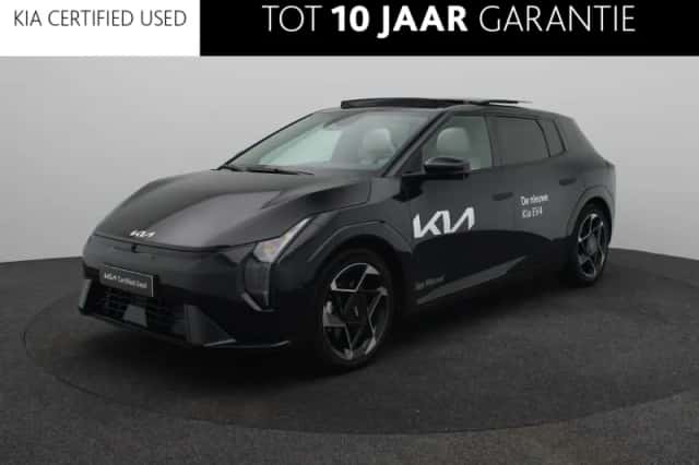Kia EV4 (2025) thumbnail 1