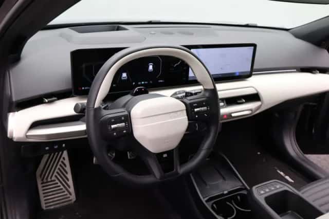 Kia EV4 (2025) thumbnail 5