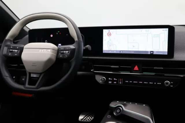 Kia EV6 (2025) thumbnail 5