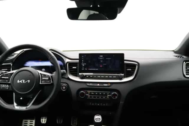 Kia Proceed (2025) thumbnail 9