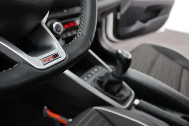Kia Stonic (2022) thumbnail 23