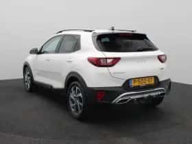 Kia Stonic thumbnail 4