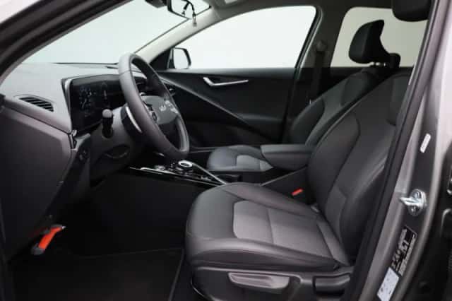 Kia Niro EV (2025) thumbnail 6