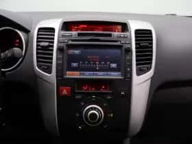 Kia Venga thumbnail 12