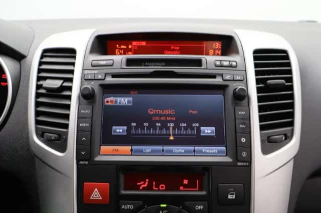 Kia Venga (2015) thumbnail 13