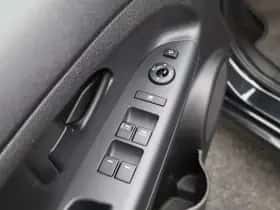 Kia Venga thumbnail 22