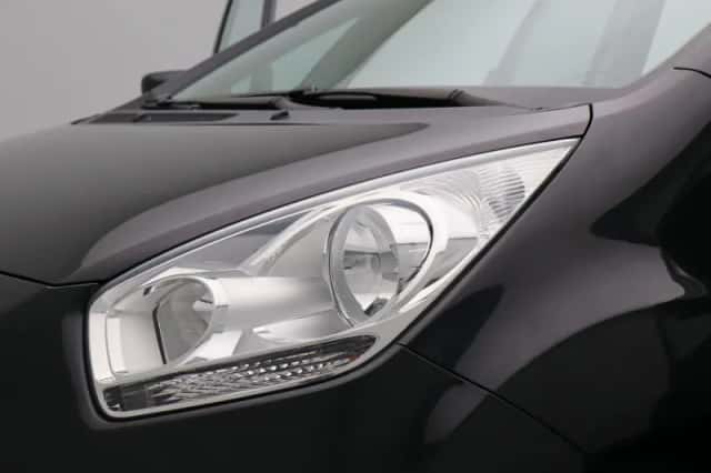 Kia Venga (2015) thumbnail 24