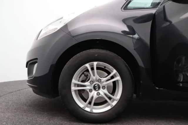 Kia Venga (2015) thumbnail 27