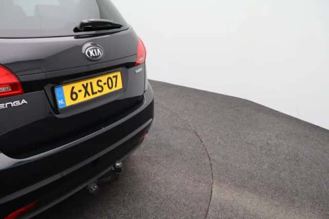Kia Venga (2015) thumbnail 28