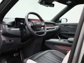 Kia EV9 thumbnail 3