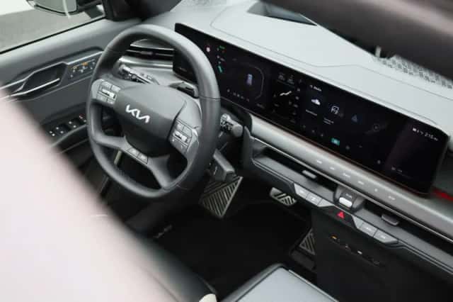 Kia EV9 (2025) thumbnail 7