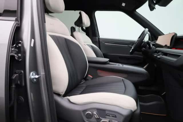 Kia EV9 (2025) thumbnail 9