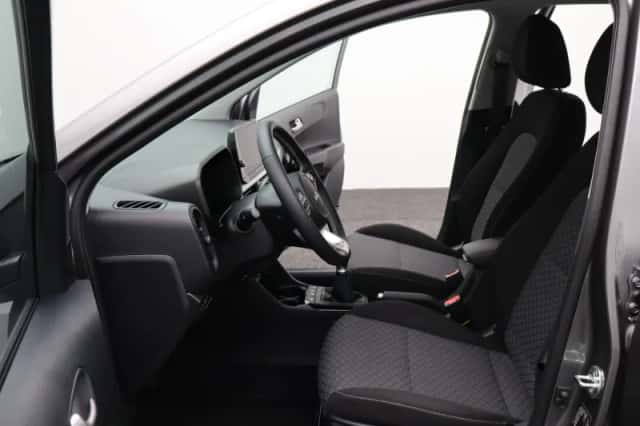 Kia Picanto (2025) thumbnail 6