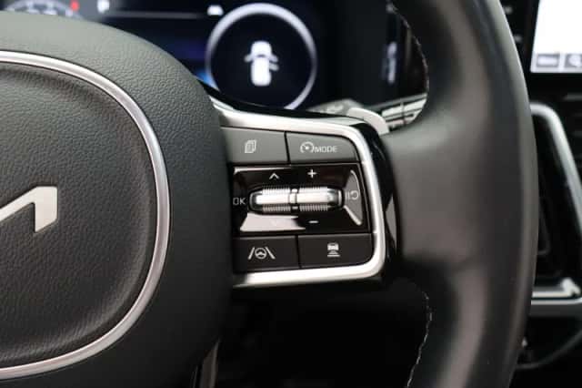 Kia Sorento (2023) thumbnail 20