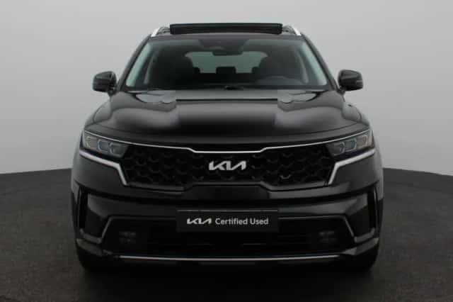 Kia Sorento (2023) thumbnail 3