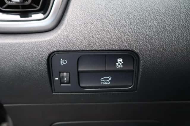 Kia Sorento (2023) thumbnail 25