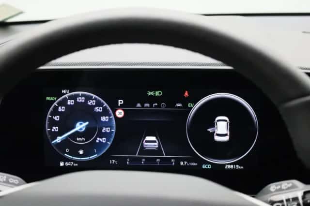 Kia Niro (2025) thumbnail 11