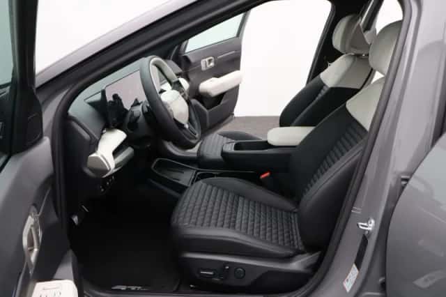 Kia EV4 (2026) thumbnail 12