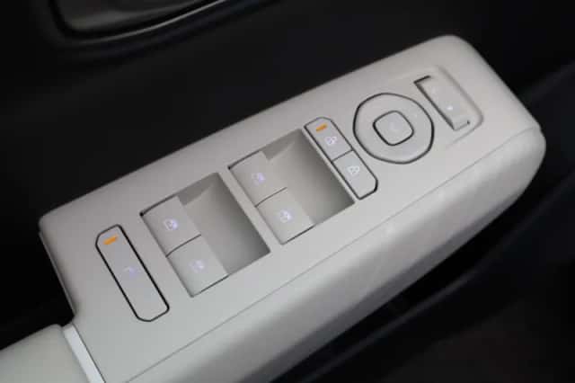 Kia EV4 (2026) thumbnail 31