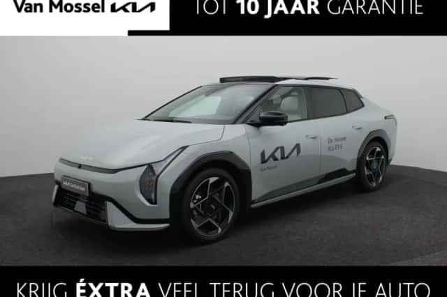 Kia EV4 (2025) thumbnail 1