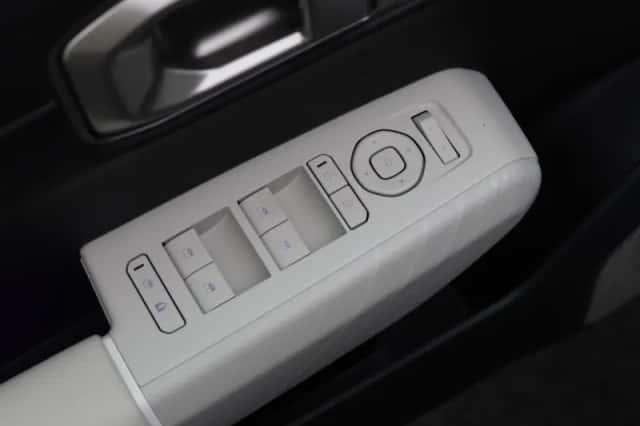 Kia EV4 (2025) thumbnail 23