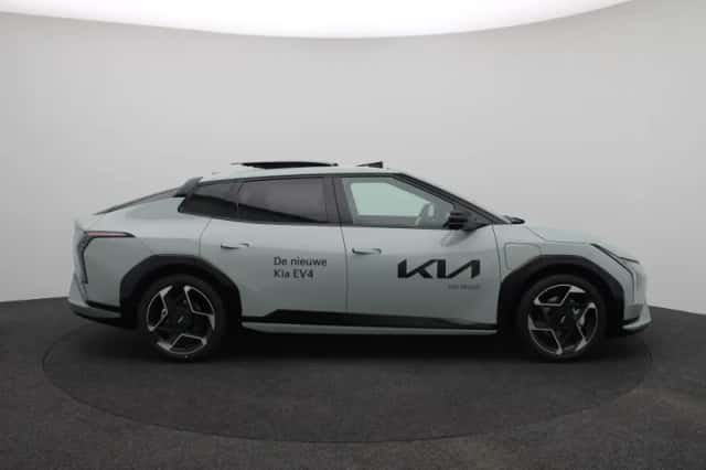 Kia EV4 (2025) thumbnail 39