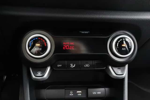 Kia Picanto (2019) thumbnail 11